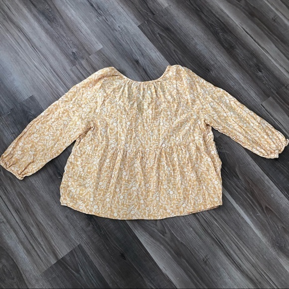 Old Navy mustard yellow floral hobo tunic peplum top puff 3/4 sleeves size XL - Picture 5 of 7
